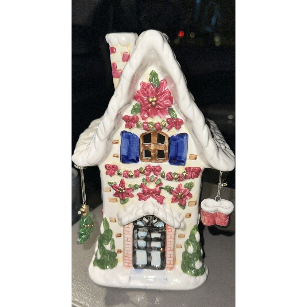 Vintage Ceramic Christmas House Tea Light Holder No‎ Light 8" Tall